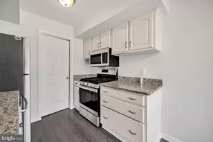 107 Lexington Ct, Warminster, PA 18974 - Photo 7