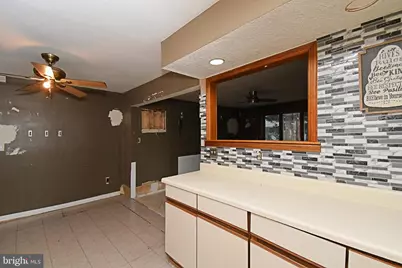 38 Candle Road, Levittown, PA 19057 - Photo 13
