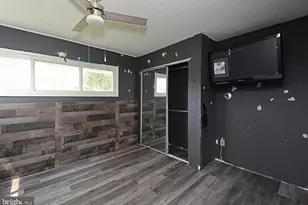 38 Candle Rd, Levittown, PA 19057 - Photo 23