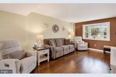 5759 Cavalier Ct # E, Bensalem, PA 19020 - Photo 5