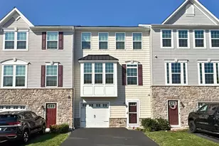 327 Pin Oak La, Perkasie, PA 18944 - Photo 1