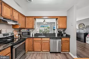 184 Victoria Ct, Doylestown, PA 18901 - Photo 3