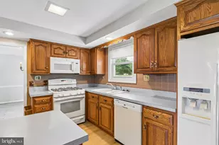 1571 Windmill Rd, Warminster, PA 18974 - Photo 11