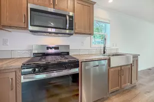 4135 Davis Dr, Morrisville, PA 19067 - Photo 5