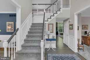 941 Red Coat Farm Dr, Chalfont, PA 18914 - Photo 5