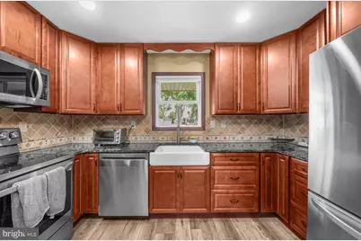 220 Willow Drive, Levittown, PA 19054 - Photo 17