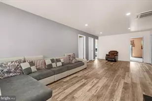 220 Willow Dr, Levittown, PA 19054 - Photo 21