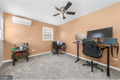 220 Willow Drive, Levittown, PA 19054 - Photo 9