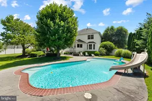 1224 Bridle Estates Dr, Yardley, PA 19067 - Photo 7