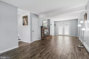 911 Liberty Ln, Warrington, PA 18976 - Photo 13