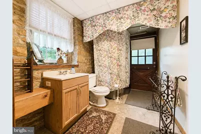 10 W Butler Avenue, Doylestown, PA 18901 - Photo 25