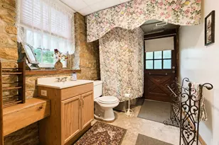 10 W Butler Ave, Doylestown, PA 18901 - Photo 25