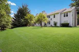 907 Diamond Dr, Newtown, PA 18940 - Photo 27