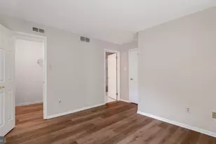 907 Diamond Dr, Newtown, PA 18940 - Photo 15