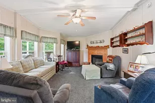 1065 Pine Cir, Telford, PA 18969 - Photo 11