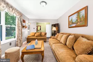 2531 Tulip Ln, Feasterville-Trevose, PA 19053 - Photo 7
