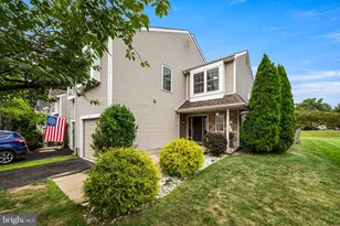 31 Tamarack Ct, Newtown, PA 18940 - Photo 1