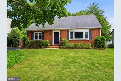 730 N Lafayette Avenue, Morrisville, PA 19067 - Photo 1