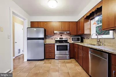 730 N Lafayette Avenue, Morrisville, PA 19067 - Photo 9