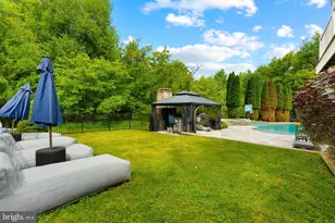 128 Jane Chapman Dr W, Newtown, PA 18940 - Photo 9