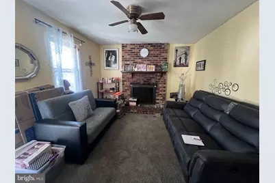 27 N Lafayette Avenue, Morrisville, PA 19067 - Photo 5