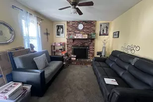 27 N Lafayette Ave, Morrisville, PA 19067 - Photo 5