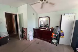 27 N Lafayette Ave, Morrisville, PA 19067 - Photo 27