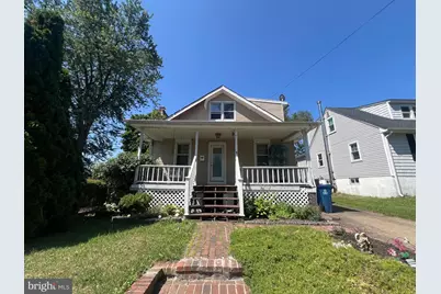 27 N Lafayette Avenue, Morrisville, PA 19067 - Photo 1