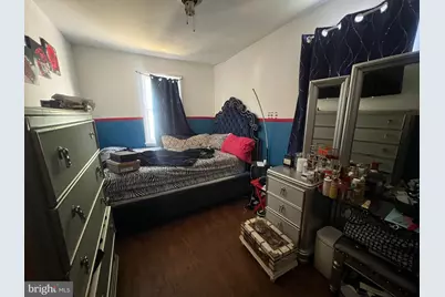 27 N Lafayette Avenue, Morrisville, PA 19067 - Photo 13