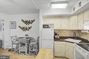 1575 W Street Rd, Warminster, PA 18974 - Photo 3