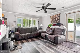6 Idlewild Rd, Levittown, PA 19057 - Photo 17