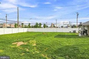 6 Idlewild Rd, Levittown, PA 19057 - Photo 25