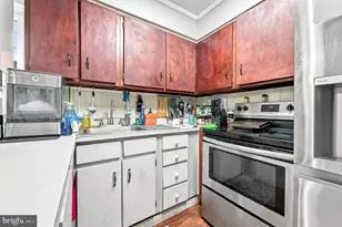 6 Idlewild Rd, Levittown, PA 19057 - Photo 13