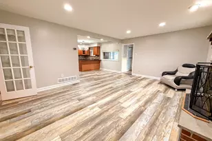 890 Jordan Dr, Bensalem, PA 19020 - Photo 39