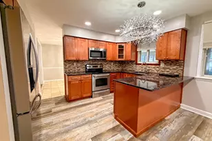 890 Jordan Dr, Bensalem, PA 19020 - Photo 9