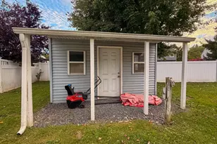 890 Jordan Dr, Bensalem, PA 19020 - Photo 37