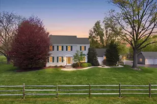 6423 Blueberry Ln, Pipersville, PA 18947 - Photo 3