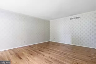 60 Ponderosa Dr, Holland, PA 18966 - Photo 7