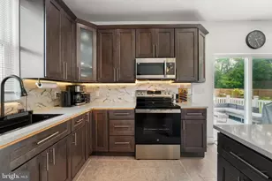 507 Somers Ave, Feasterville-Trevose, PA 19053 - Photo 9