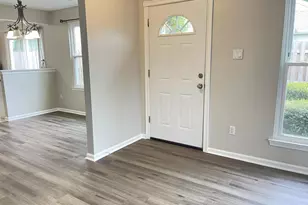 294 Woods Edge Pl, Langhorne, PA 19047 - Photo 3