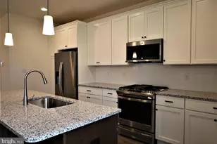 61 Becker Dr, Chalfont, PA 18914 - Photo 17
