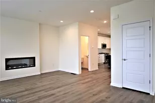61 Becker Dr, Chalfont, PA 18914 - Photo 5