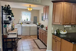 349 Rettop Pl, Warminster, PA 18974 - Photo 5