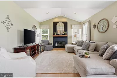 5266 Windtree Drive, Doylestown, PA 18902 - Photo 3