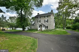 966 Paige Ct, Feasterville-Trevose, PA 19053 - Photo 3