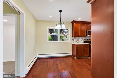 19 Vicar Lane, Levittown, PA 19054 - Photo 9
