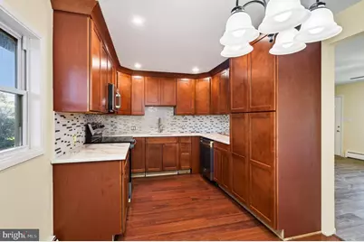 19 Vicar Lane, Levittown, PA 19054 - Photo 11