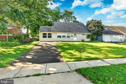 19 Vicar Lane, Levittown, PA 19054 - Photo 1