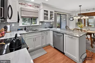15 Black Pine Rd, Holland, PA 18966 - Photo 11