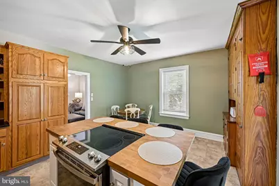 56 E Fairview Avenue, Sellersville, PA 18960 - Photo 9